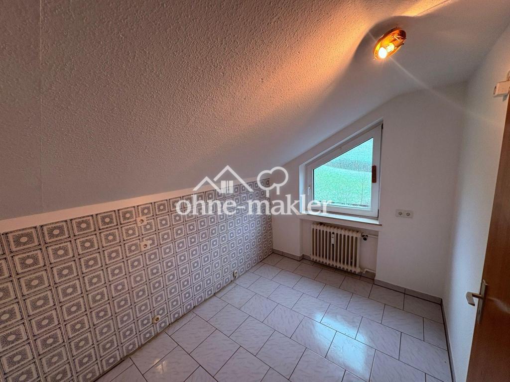 Gemütliche 2,5 Zimmer-Dachgeschosswohnung in Lützenkirchen - Foto 5