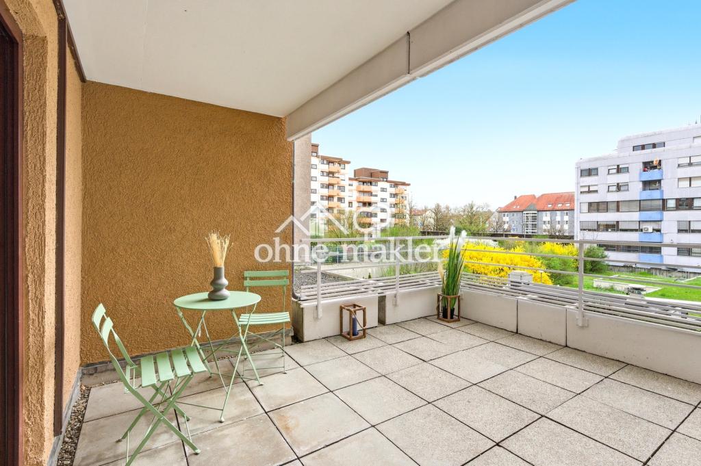 Kersanierte zentrale voll möblierte 4 Zimmer Wohnung - Photo 2