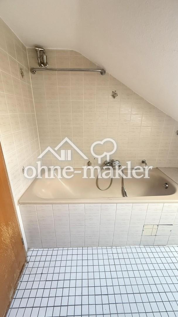 ✅ NEU INSERIERT! Renovierte 2-Zi-Dachgeschoss Wohnung in Essen Steele✅ - Photo 3