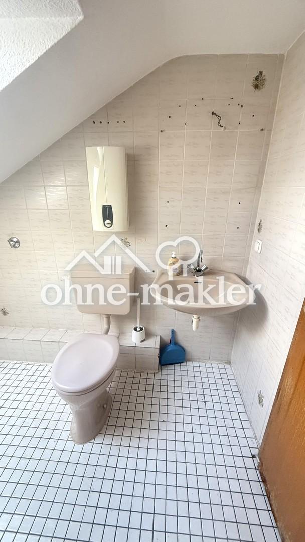 ✅ NEU INSERIERT! Renovierte 2-Zi-Dachgeschoss Wohnung in Essen Steele✅ - Photo 2
