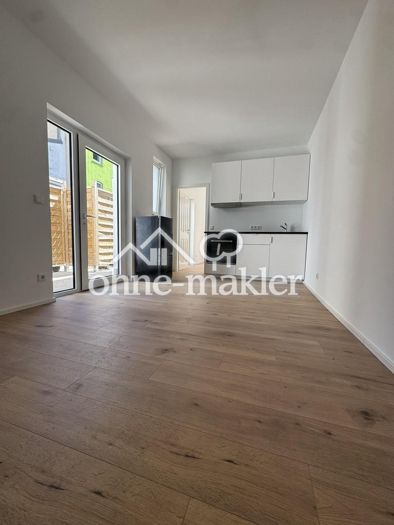 Neue ruhige 2-Zi-Hinterhofwohnung mit EBK im beliebten Szeneviertel - Foto 1