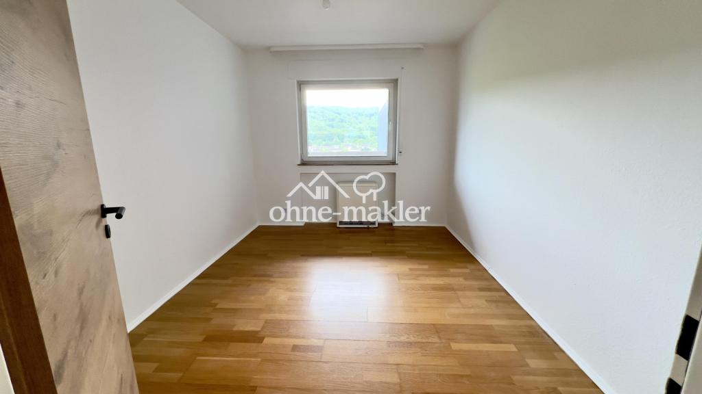 Frisch renovierte 3,5 Zimmer Wohnung in bester Lage - Foto 4