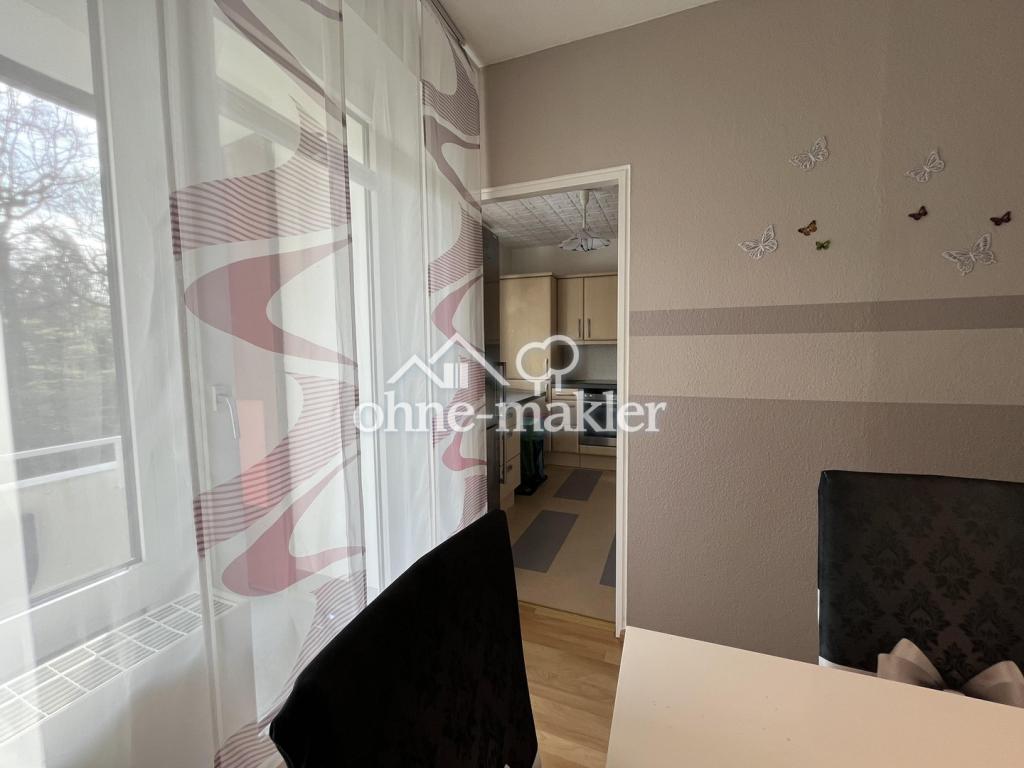 Vollmöblierte 4-Zimmer-Wohnung mit zwei Balkonen und Gäste WC - Photo 2