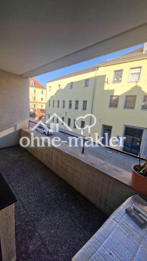 * Top Renovierte 3-Zimmer-Wohnung mit Balkon im Herzen von Zirndorf! * - Foto 5