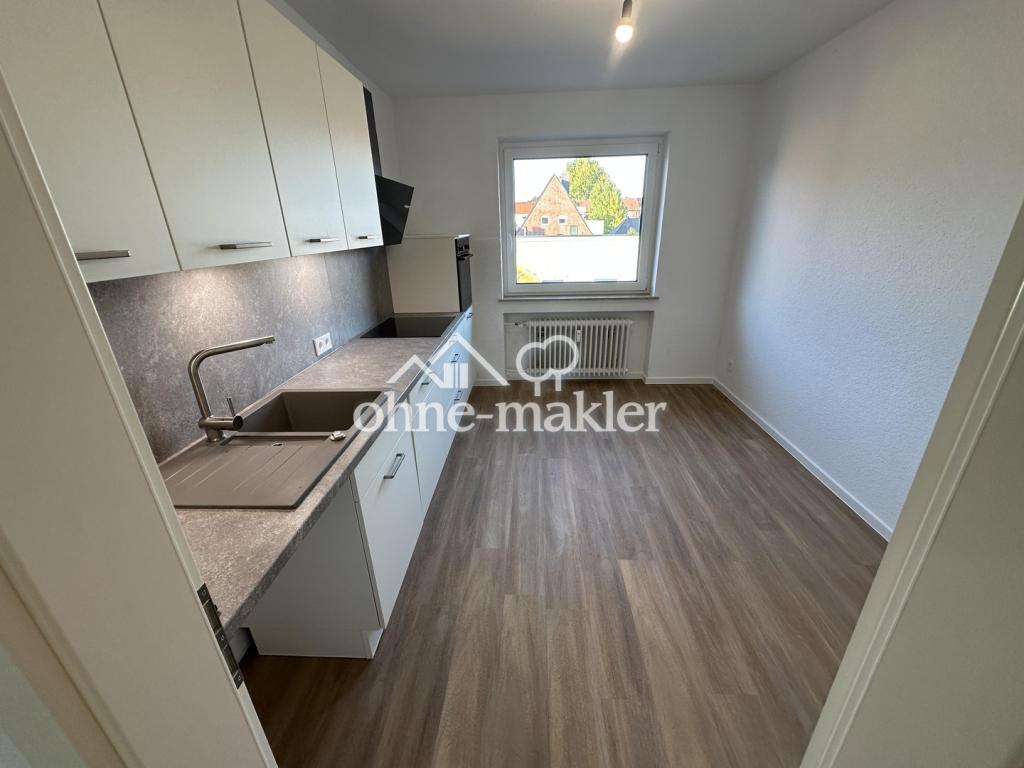 Neuwertige 3-Zim. -Wohnung mit Balkon, EBK Hochwertig kernsaniert im Sommer 2025 - Photo 2