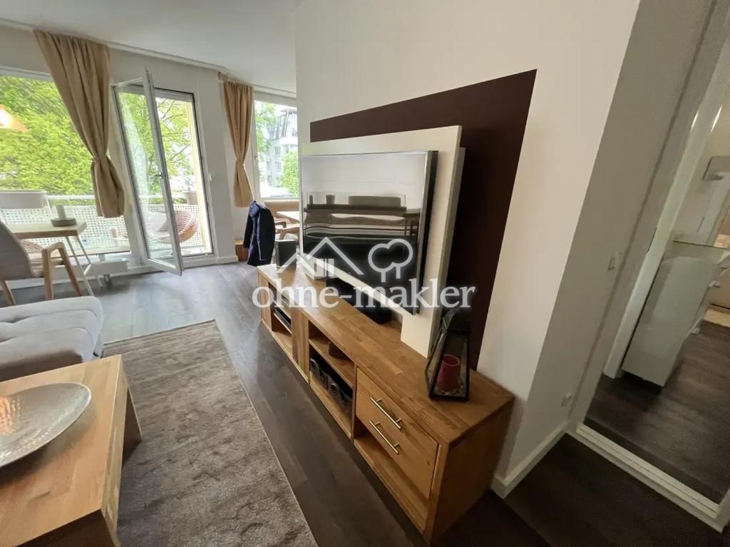 Stilvolle, voll möblierte 2-Zimmer-Wohnung mit Balkon in Berlin-Wilhelmsruh - Photo 2