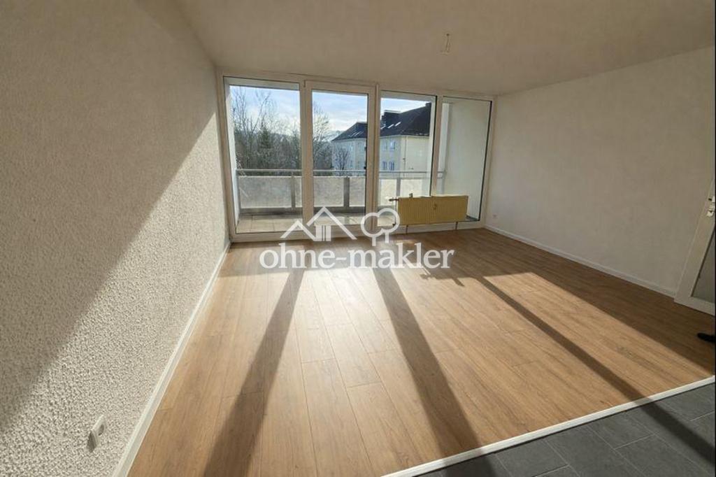 4-Zimmer-Wohnung (106m²) und Balkon über den Dächern von Langerfeld - Foto 1