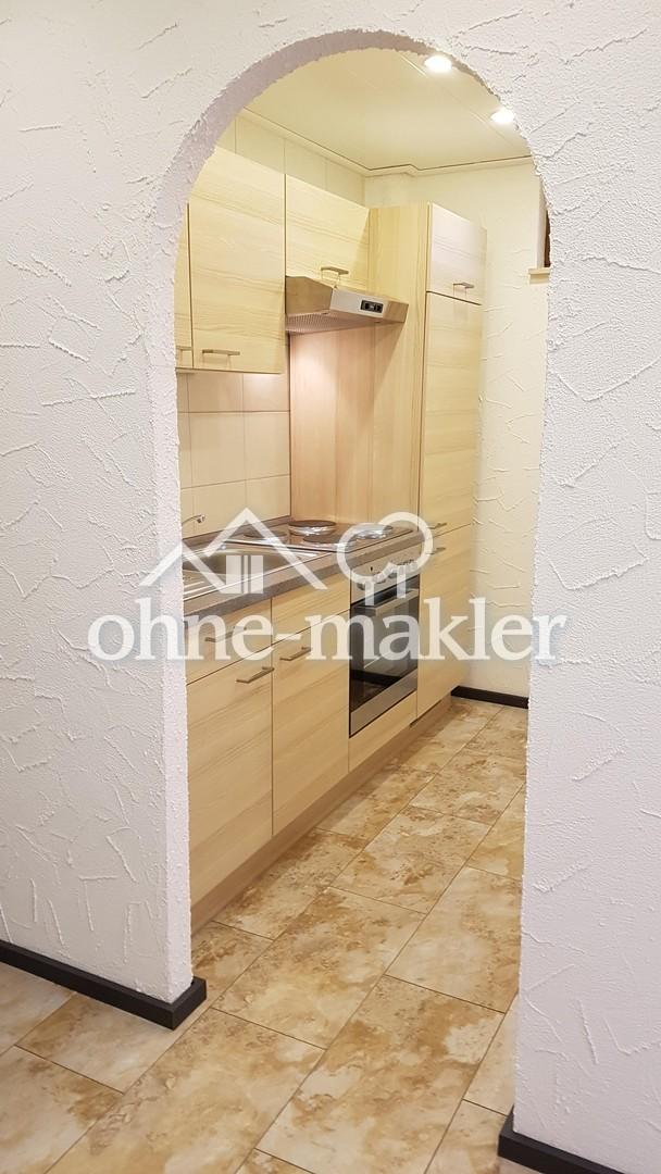 MODERNE RENOVIERTE 3 - Zi. ELW Souterrainwohnung ruh. Lage, EBK, Kamin & Sauna - Photo 3