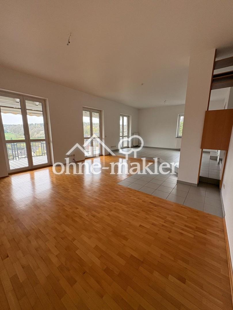 4-Zimmer-Maisonette, 133 m², Balkon, EBK, Carport & Stellplatz in Würzburg-Oberdürrbach - Photo 1