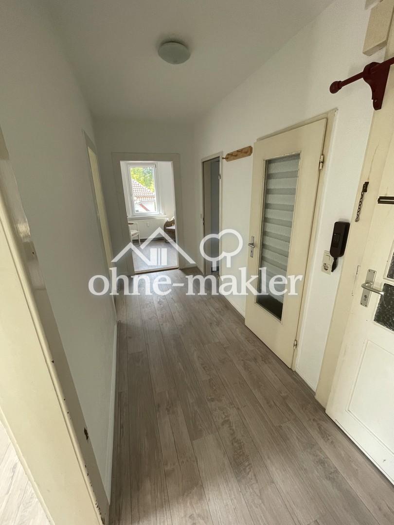 4 Zimmer Dachgeschosswohnung mit Einbauküche - Photo 1
