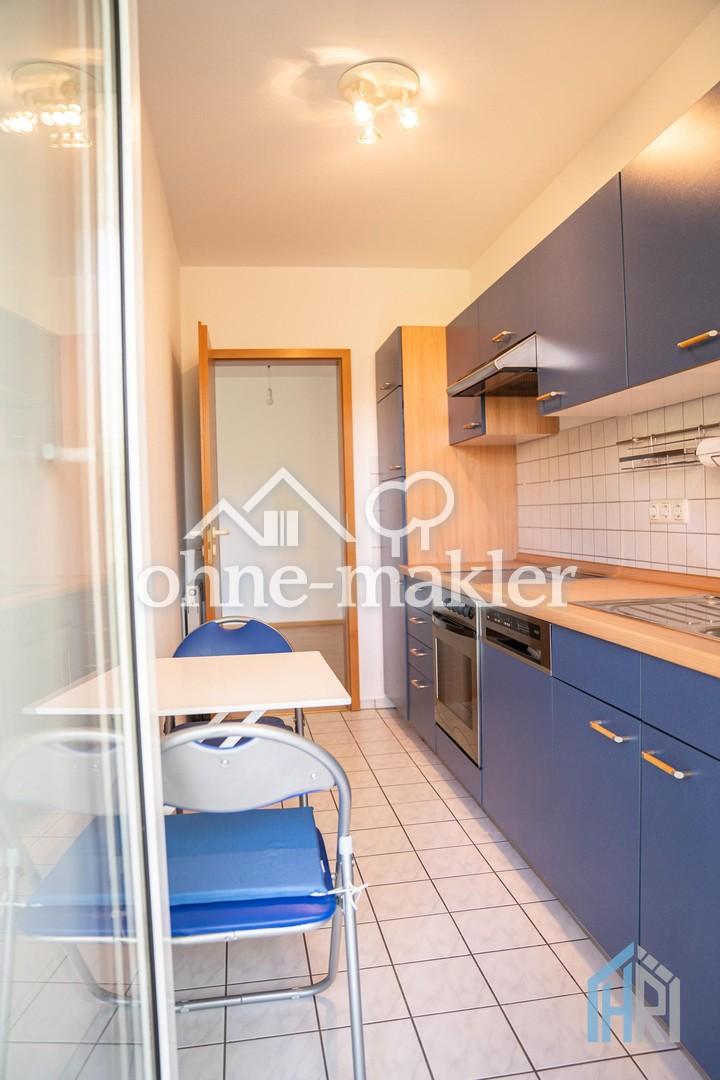 Stadtteil Südwest: 2 ZKB mit EBK, Balkon im 1. OG, Pkw-Tiefgaragenstellplatz (Duplex) - Photo 5