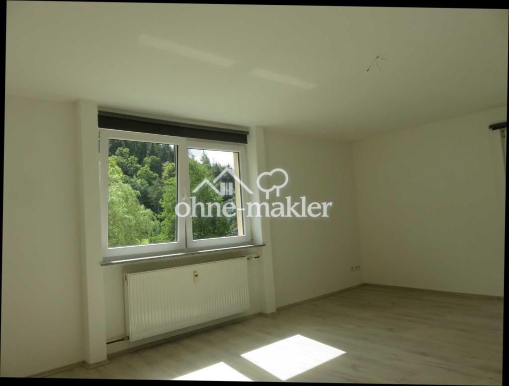Schöne 3 Zimmer Wohnung mit EBK und Balkon - Foto 5