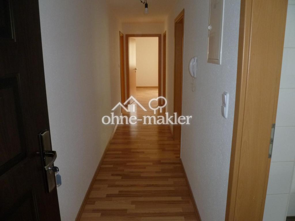 Schöne 3 Zimmer Wohnung mit EBK und Balkon - Foto 3