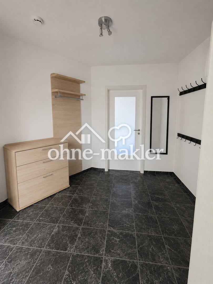 Schöne helle Dachgeschosswohnung 70qm mit Balkon - Photo 2