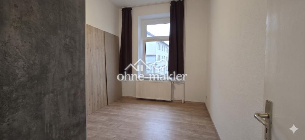 Helle 2-Zimmer-Wohnung mit Einbauküche - Foto 2