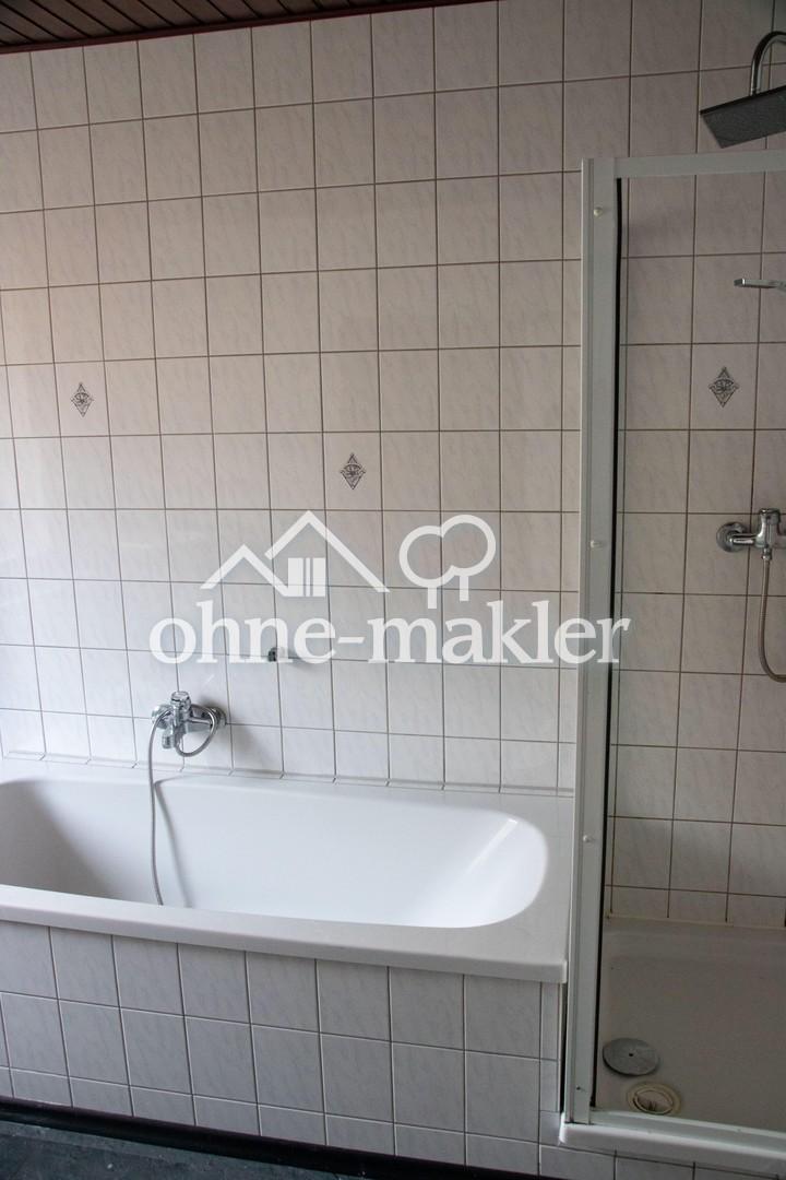 Große 3-Zimmer-Wohnung mit schöner Dachterrasse - Foto 1