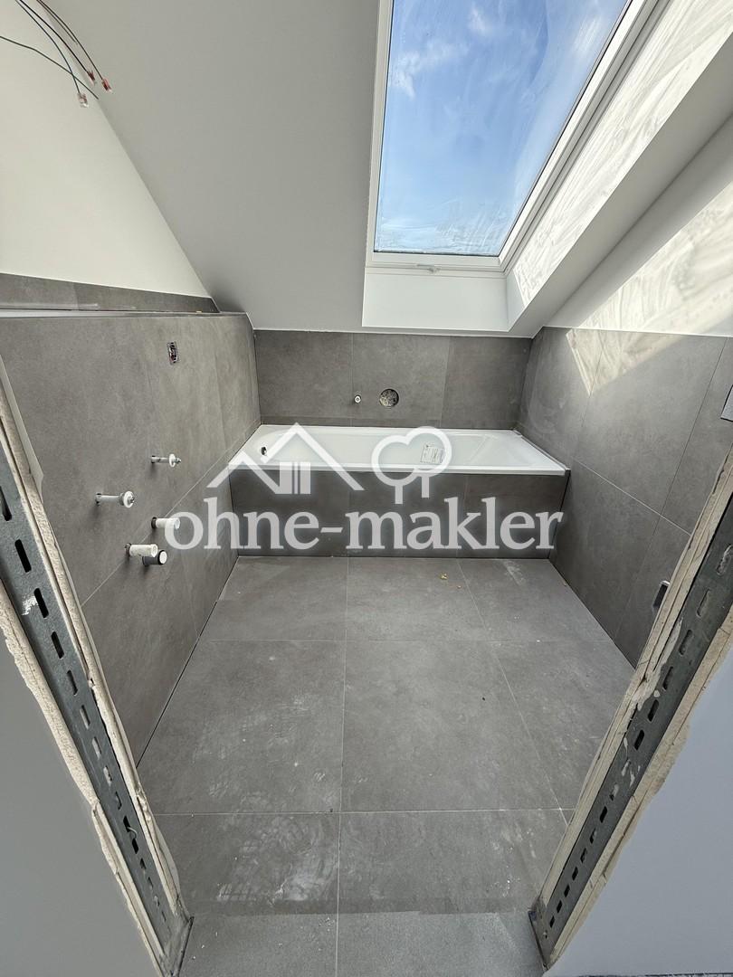 ***Neubau***KFW40Plus***Einbauküche***Weitblick***4,5 Zimmer-Maisonette*** - Photo 2