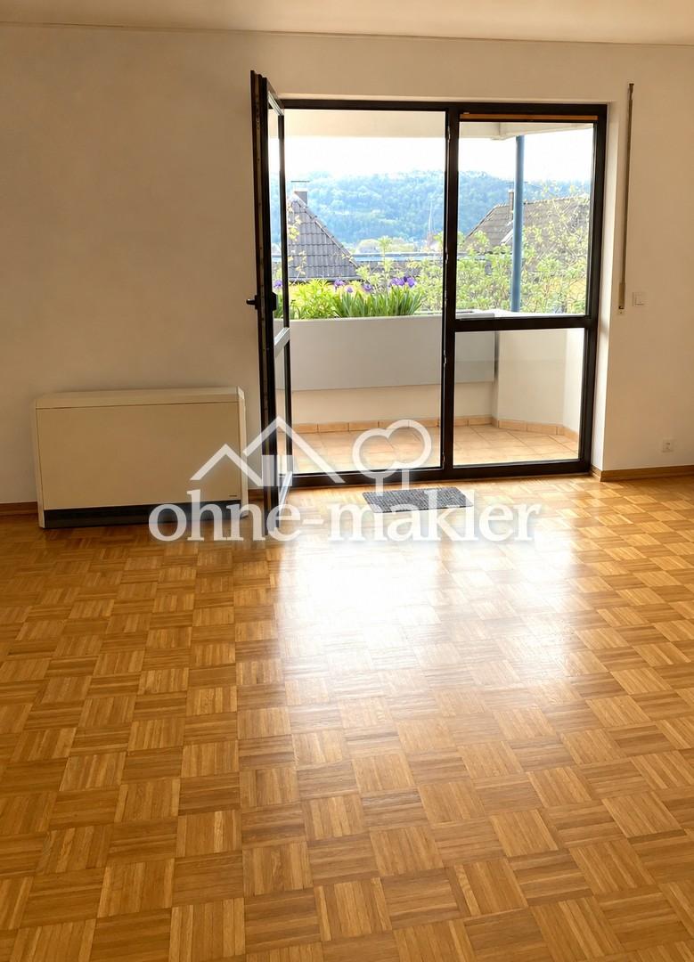 Hübsche 3 Zimmer Wohnung mit Balkon, Tiefgaragenstellplatz und Einbauküche - Photo 3