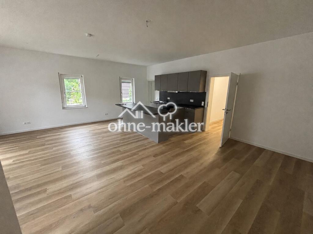 Sofort Verfügbar: Moderne, helle Wohnung mit offener Wohnküche und hochwertiger Ausstattung - Photo 2