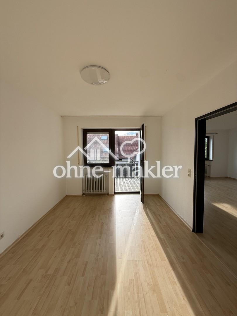 Lichtdurchflutete 3-Zimmer-Wohnung mit zwei Balkonen in bevorzugter Lage von Günzburg - Foto 1