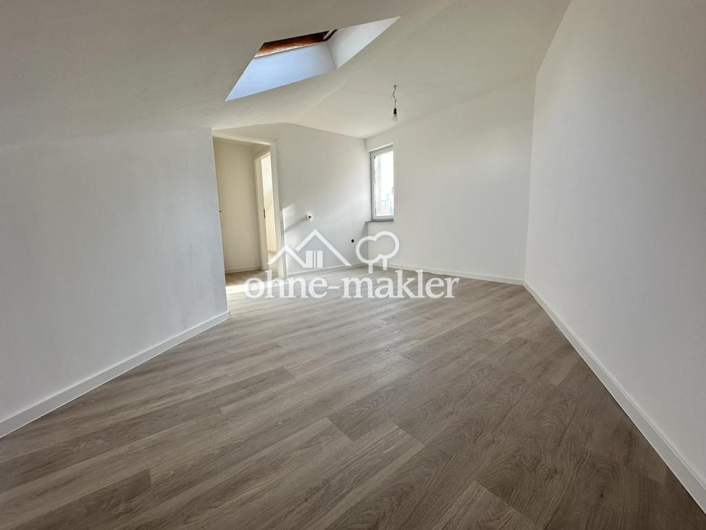 Sanierte 3-Raum–Wohnung mit Dachterrasse - Apolda - Foto 5