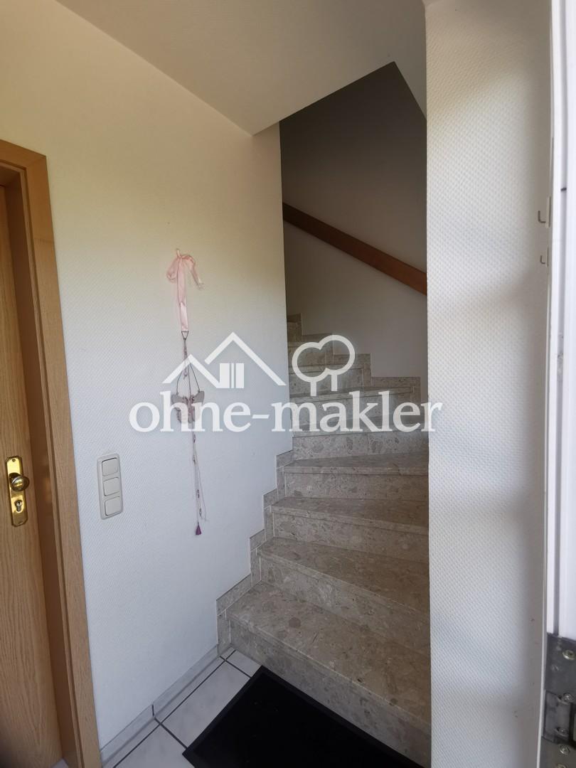 Lichtdurchflutete 2-Zi Dachgeschoßwohnung renoviert mit Gartennutzung in Satrup - Foto 4