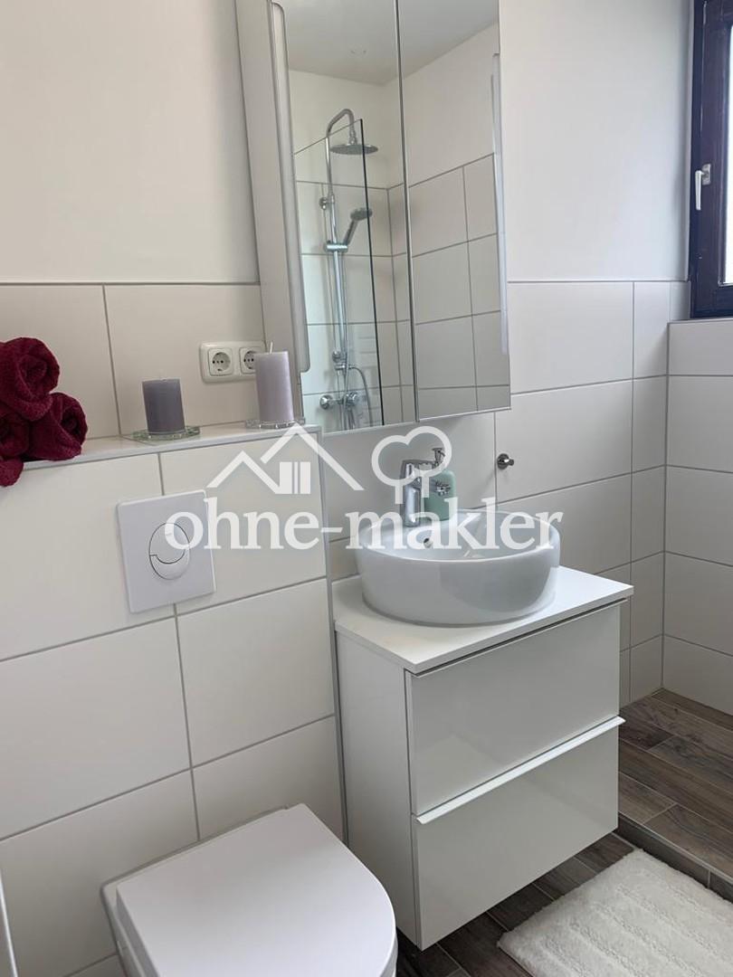 Moderne 2-Zimmer-Wohnung mit Balkon & Einbauküche in Lehrte - Foto 3
