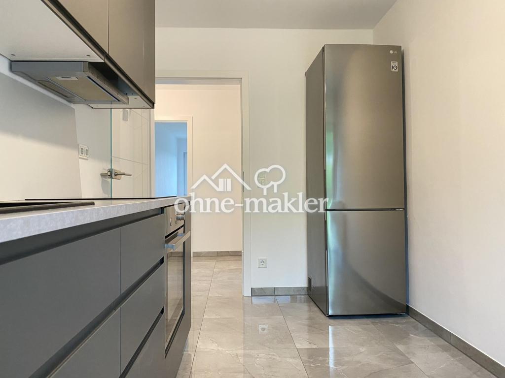 Helle und moderne 4-Zimmer-Wohnung mit EBK, Garage & großem Balkon in Amöneburg - Photo 2