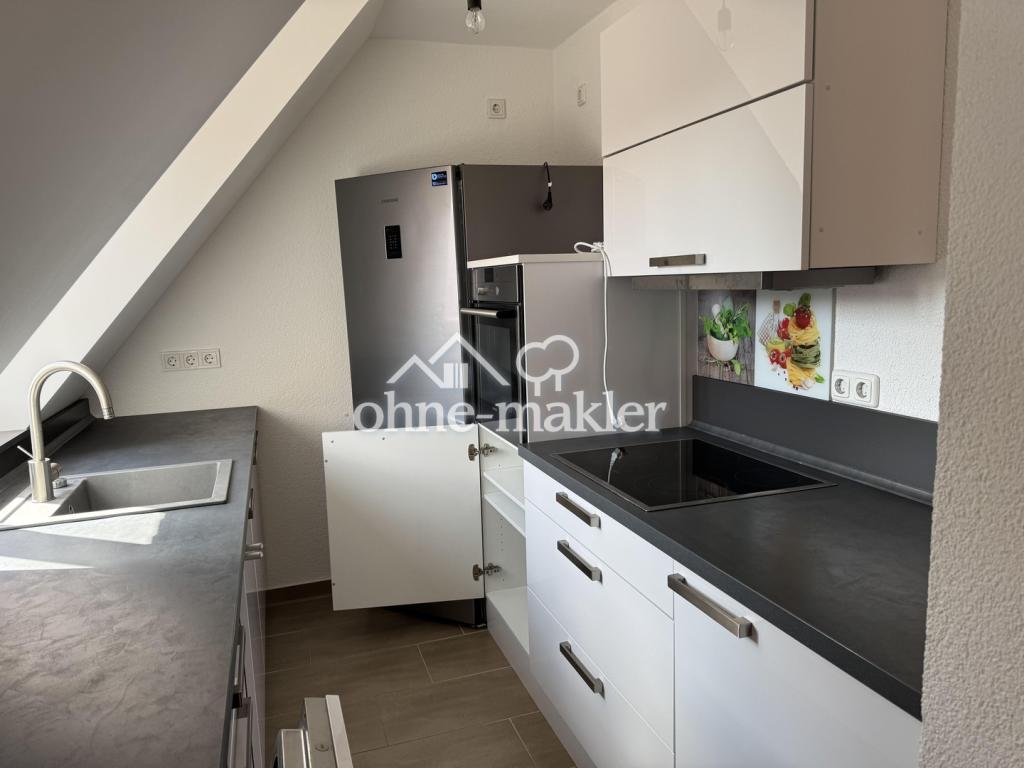 Charmante 4-Zimmer-DG-Maisonette-Wohnung mit Balkon in Bergen-Enkheim - Foto 1