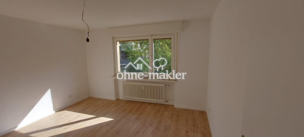 Schöne renovierte 3- Zimmerwohnung - Foto 1