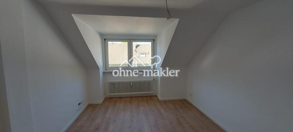Schöne renovierte 2- Zimmerwohnung - Photo 5