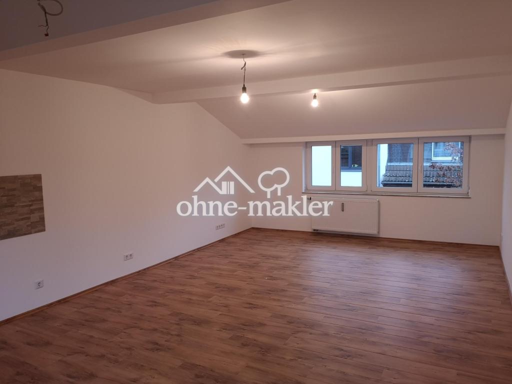 Moderne Wohnung, Bad und Gäste-WC, Grünanlage hinter dem Haus - Foto 2