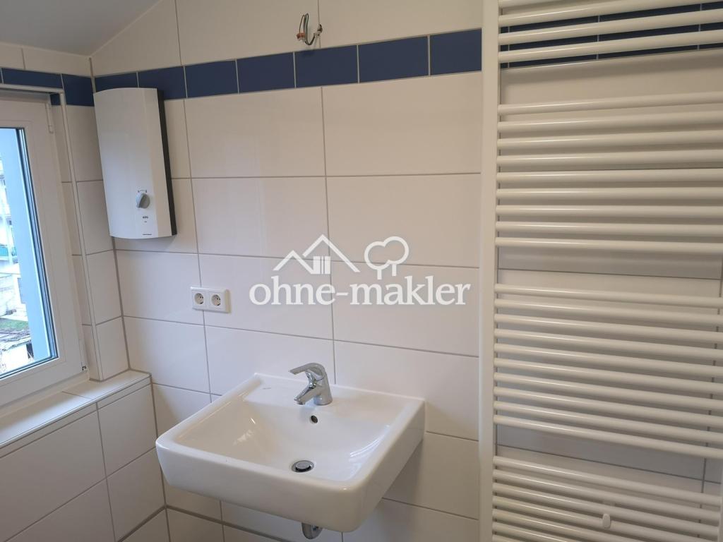 Moderne Wohnung, Bad und Gäste-WC, Grünanlage hinter dem Haus - Foto 3