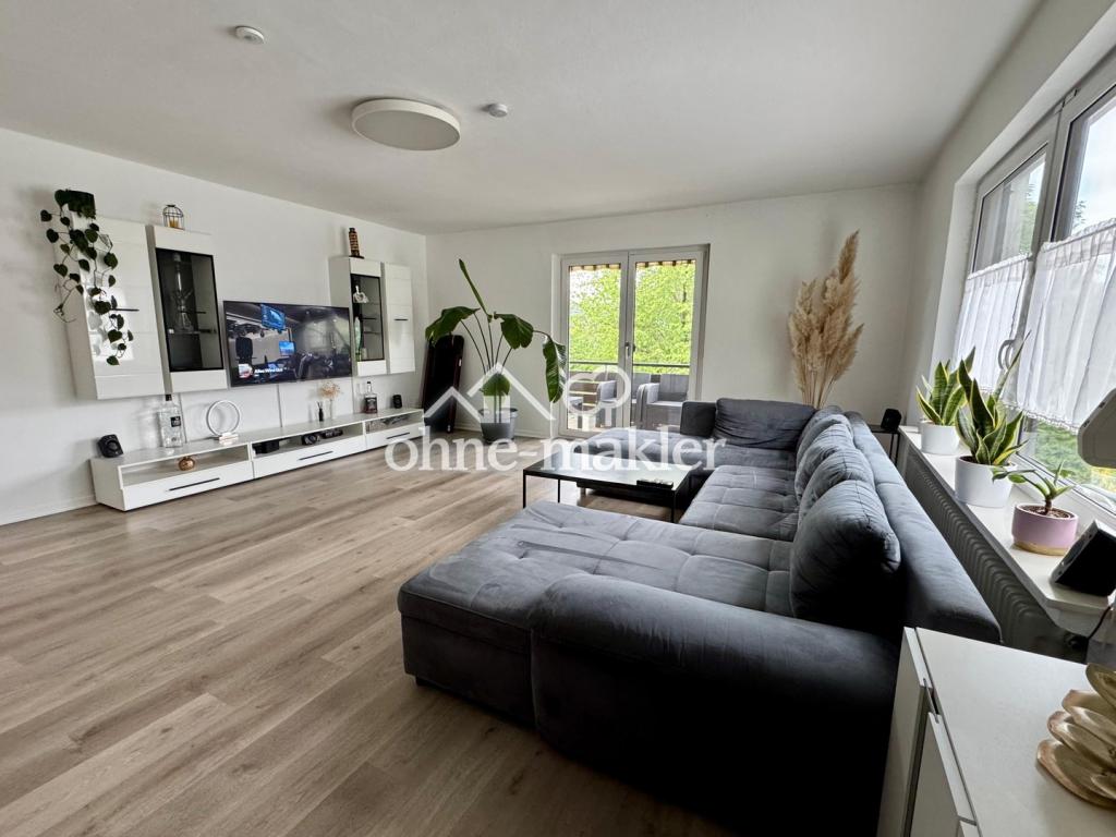Großräumige, naturnahe, charmante Wohnung 4 ZKB mit Balkon, Ausblick ins Grüne - Photo 1