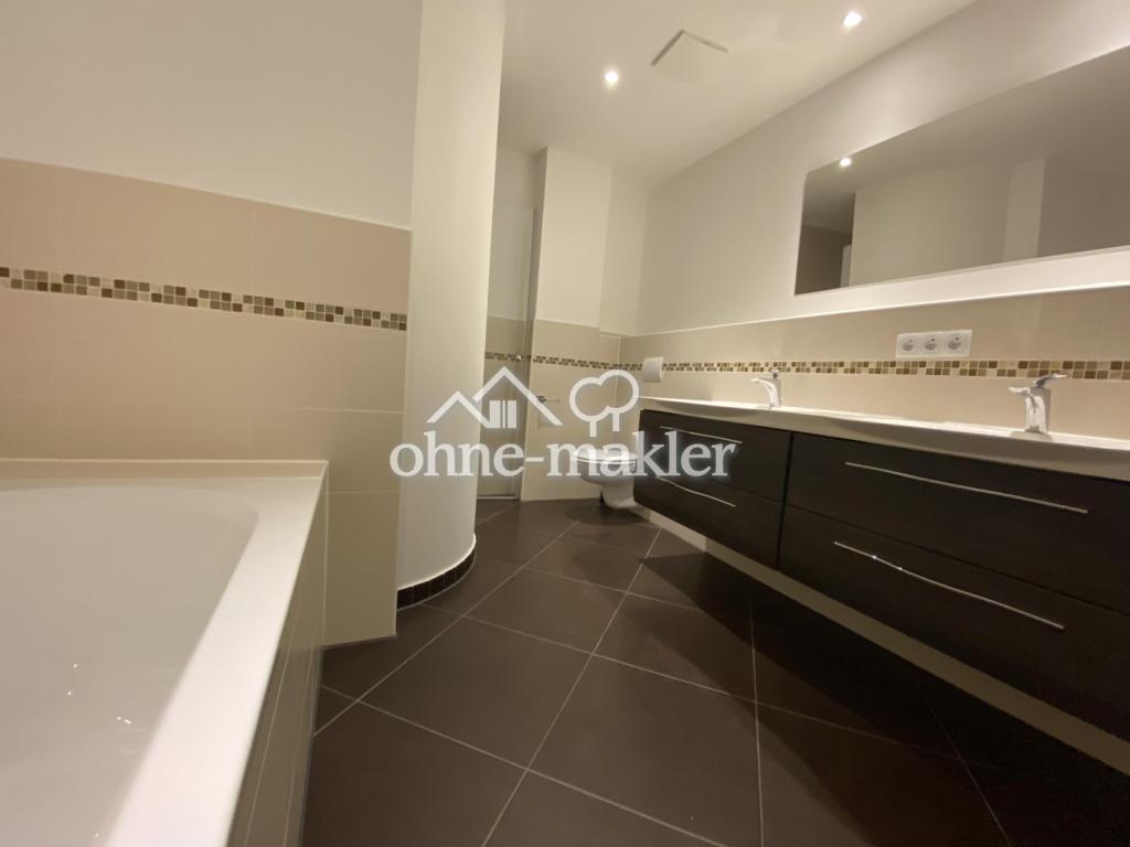 Helle, großzügige 4-Zi. Wohnung in ruhiger Lage von Frankfurt-Niederrad - Photo 1