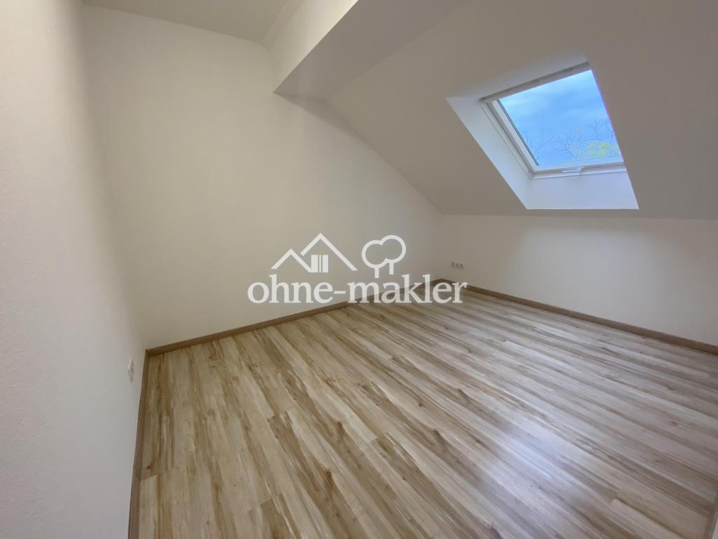 Helle, großzügige 4-Zi. Wohnung in ruhiger Lage von Frankfurt-Niederrad - Photo 2