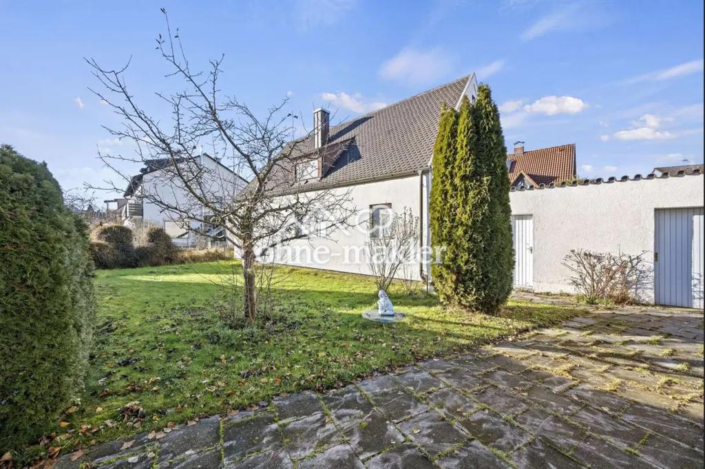 Geräumiges älteres Haus mit großem Garten - Photo 3