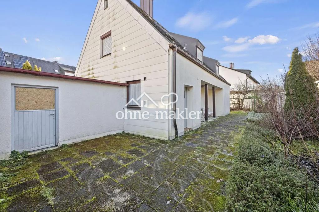Geräumiges älteres Haus mit großem Garten - Photo 2