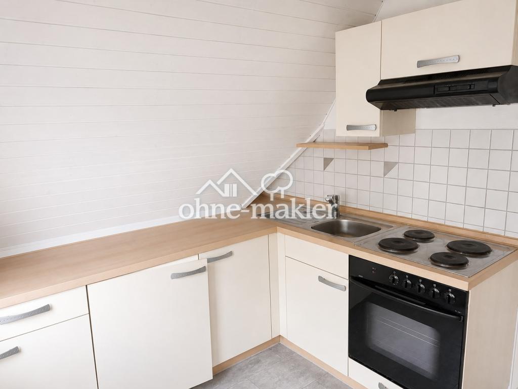 Raumwunder: sehr helle und gepflegte 1,5 Zimmerwohnung mit EBK in Stuttgart-Untertürkheim - Photo 1