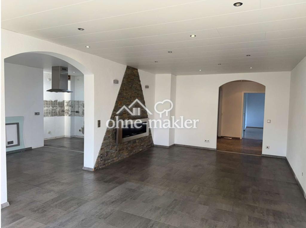 Helle, großzügige 3-Zimmerwohnung mit Balkon - Photo 2