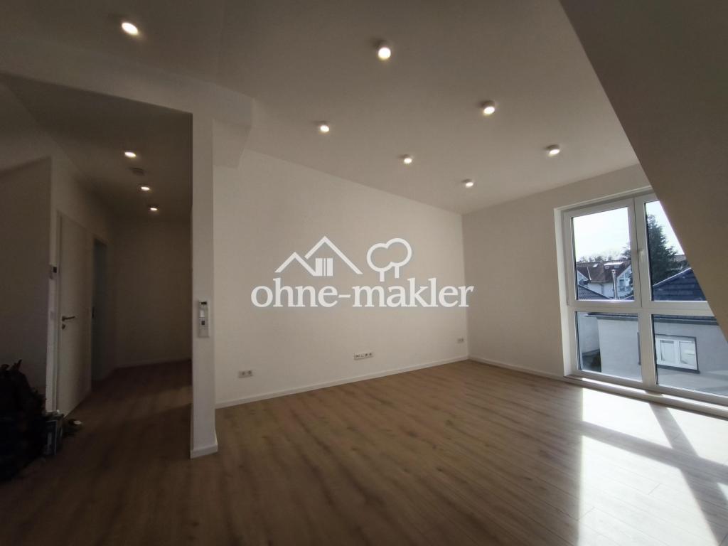 Hochwertige 2-Zi-DG-Wohnung mit Balkon, hohen Decken & offenem Wohnbereich – Erstbezug / EFH55 - Photo 3