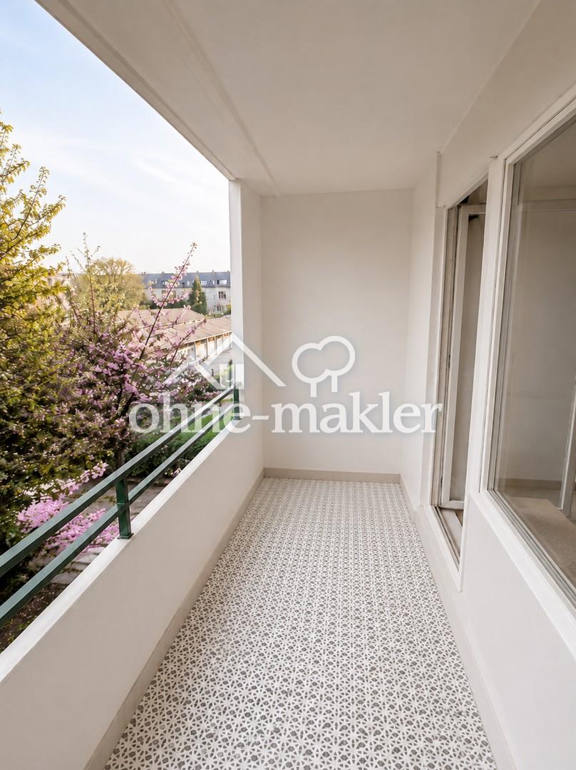 Frisch renovierte 3ZKB Spinnereistraße: neuer Vinylboden, neue Einbauküche, neue Elektrik, Balkon - Photo 3