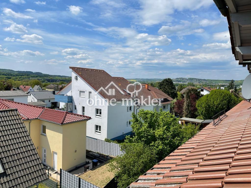 von privat: Helle, ruhige Dachgeschoss-Balkon-Wohnung 3 Zimmer - Foto 5