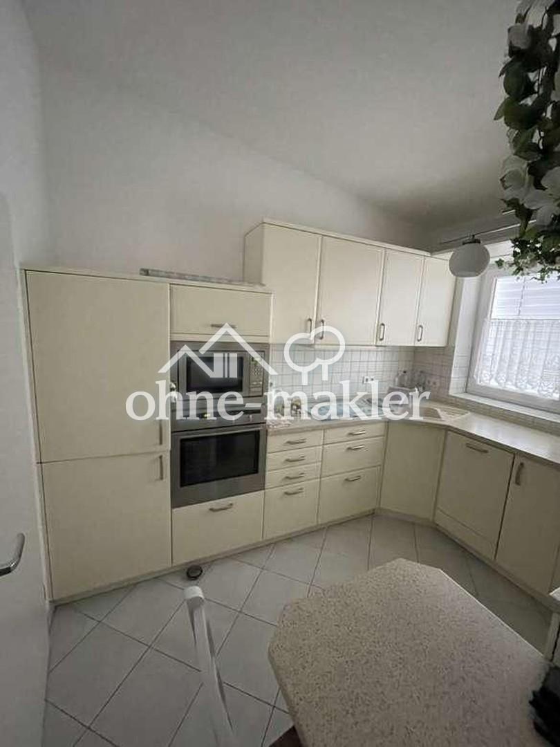 Zentral gelegene Wohnung mit Aufzug, Balkon und TG-Stellplatz - Photo 4