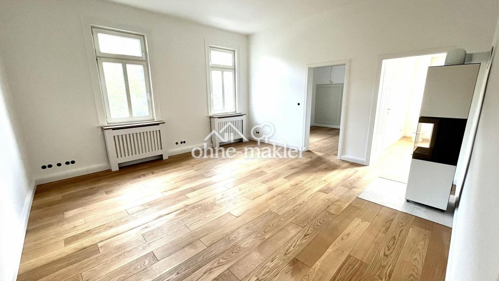 Wunderschöne, kernsanierte 3,5-Zimmer-Wohnung mit Einbauküche, Kaminofen & 3m hohen Decken - Foto 3