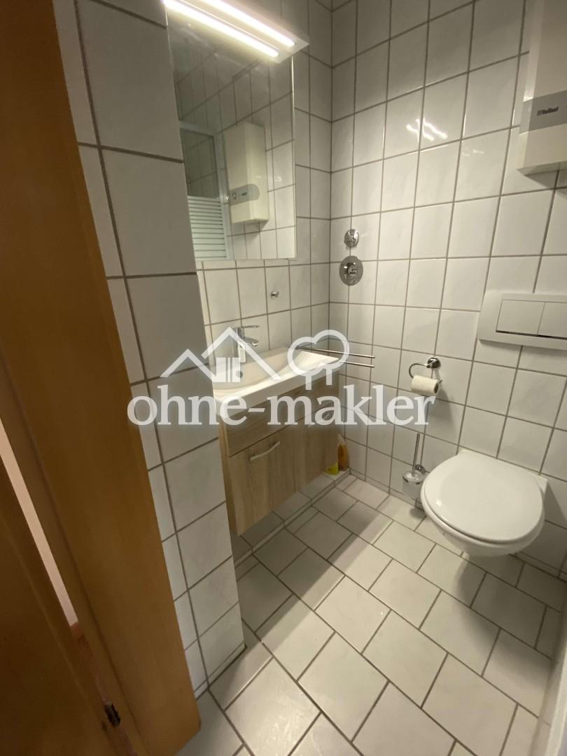 Schöne möblierte 2-Zimmer Whg, renoviert + Einbauküche - Photo 5