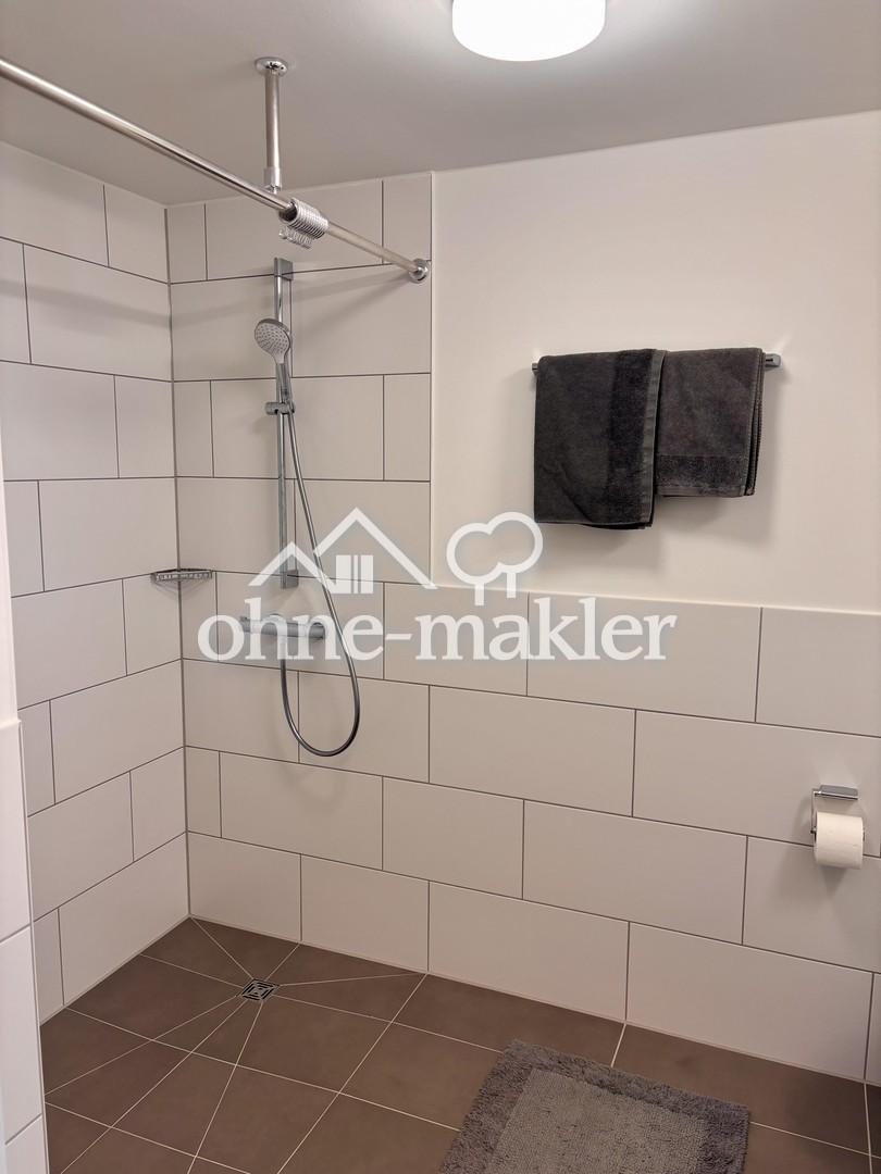 Erstbezug! Möbliertes Studentenapartment mit Balkon und EBK direkt an der Uni - Photo 5