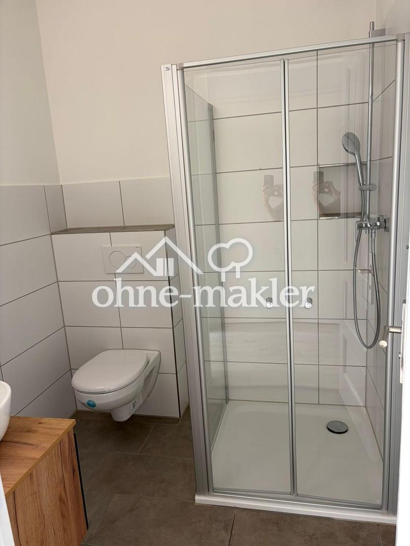 Frisch sanierte 2-Zimmer-Altbauwohnung mit Balkon - Photo 2