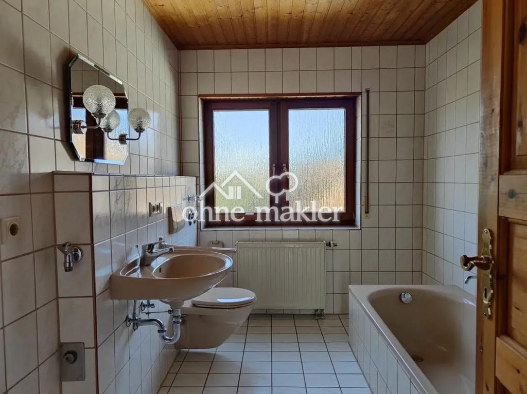 Traumhafte 3,5 ZW (DG) im 3-FH mit Turmbergblick in Karlsruhe Grötzingen - Photo 3