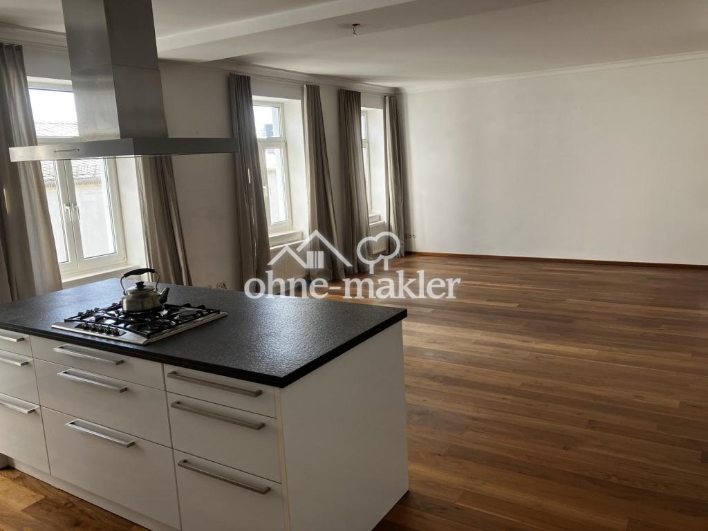 Charmante Stil-Altbauwohnung in zentraler Lage - Foto 1